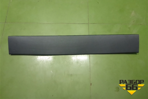 Обшивка двери багажника (верхняя хетчбэк) (95231504) для Chevrolet Cruze c 2009-2015г