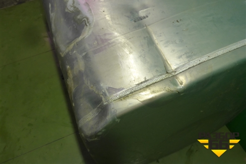 Бак топливный Грузовой (400л) (WG9925555003) для Sitrak  C7H