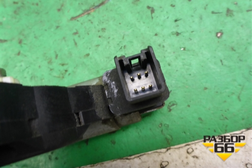 Моторчик стеклоподъёмника задний правый (GJ6A5958X) для Mazda Mazda 3 (BK) с 2003-2009г 