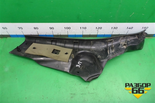 Обшивка стойки задняя нижняя правая (BP4K68761) для Mazda Mazda 3 (BK) с 2003-2009г 