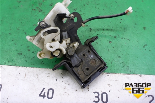 Замок багажника для Mazda Mazda 3 (BK) с 2003-2009г 