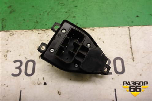 Переключатель регулировки зеркал (BJOE66600) для Mazda Mazda 3 (BK) с 2003-2009г 