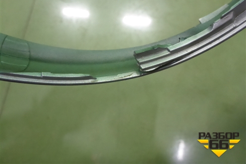 Накладка на решетку радиатора (A2058880560) для Mercedes Benz C-Klass W205 с 2014г
