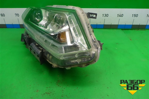 Фара правая (до 2018г Led) (260104CA5C) для Nissan X-Trail (Т32) с 2014г