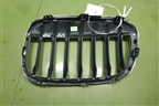 Решетка радиатора правая (7354824) для BMW X1 F48 с 2014г