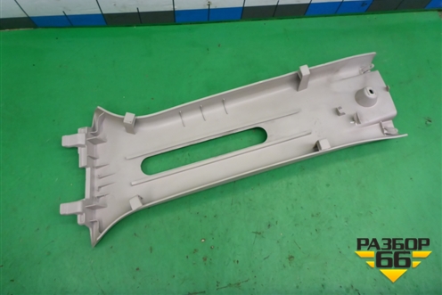 Обшивка стойки центральная верхняя правая (769138896R) для VAZ XRAY с 2016г