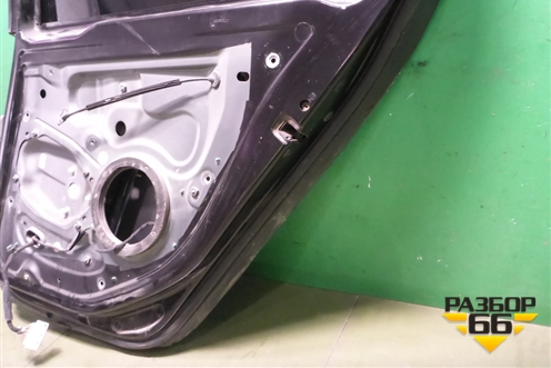 Дверь задняя правая для Volkswagen Golf V с 2003-2009г
