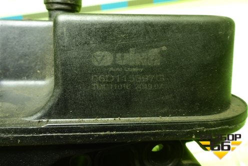 Корпус масляного фильтра (2.0л BLY) (06D115397G) для Volkswagen Golf V с 2003-2009г