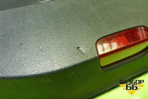 Обшивка двери задней левой под электрику для Volkswagen Golf V с 2003-2009г