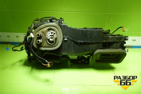 Корпус отопителя (1K1820308B) для Volkswagen Golf V с 2003-2009г
