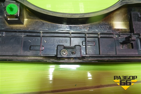 Накладка двери багажника (7681060131) для Toyota Land Cruiser Prado(150) с 2009г (Ленд Крузер Прадо)