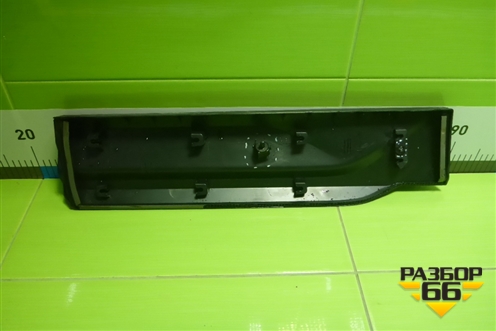 Накладка двери задней левой (6600125116) для Geely Coolray с 2019-2025г
