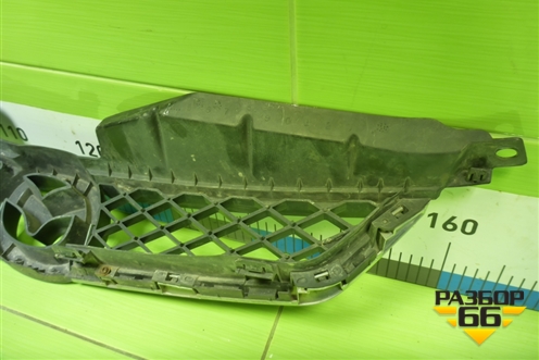 Решетка радиатора (С23550711) для Mazda Mazda 5 с 2005-2010г