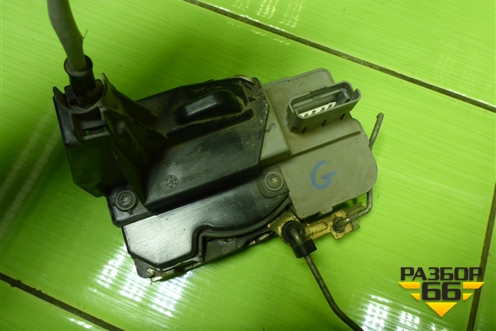 Замок двери передней левой для Peugeot 307 с 2001-2007г