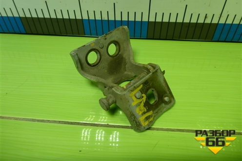 Петля двери передней правой нижняя для Peugeot 307 с 2001-2007г