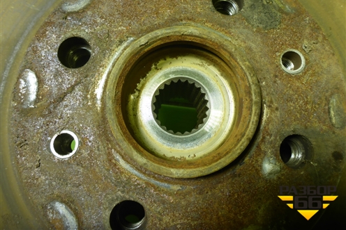 Кулак поворотный передний левый для VAZ Granta/Гранта