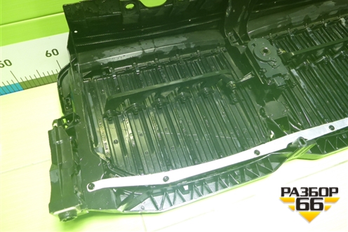 Решетка радиатора (под камеру) (511322677510) для BMW X5 G05 с 2018г