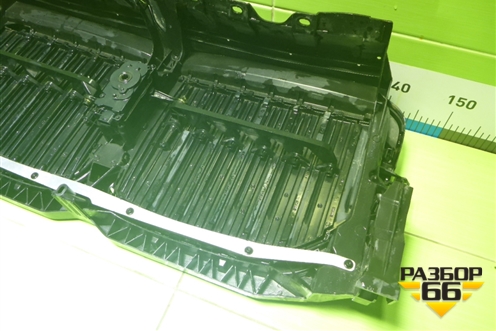 Решетка радиатора (под камеру) (511322677510) для BMW X5 G05 с 2018г