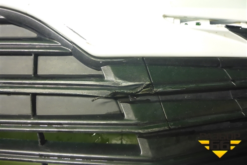 Бампер передний (после 2020г под парктроник и омыватели) (5211906J20) для Toyota Camry V70 с 2017г (Камри)