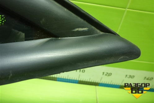 Стекло глухое правое (переднее) (5P0845412) для Seat Altea с 2004-2015г