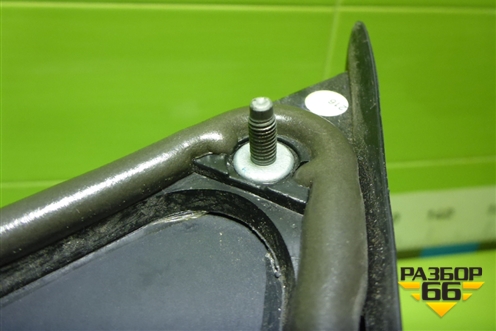 Стекло глухое правое (переднее) (5P0845412) для Seat Altea с 2004-2015г