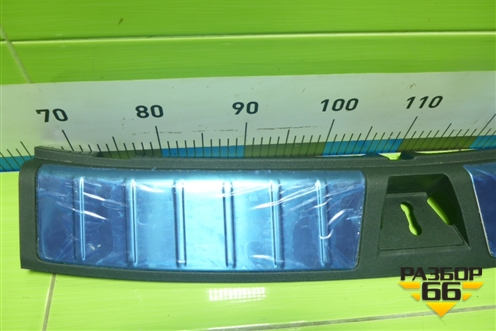 Обшивка багажника на заднюю панель (новая) (6600183321742) для Geely Coolray с 2019-2025г