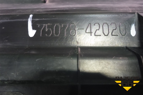 Накладка двери задней левой (после 2016г) (7507842020) для Toyota Rav-4 с 2012-2019г (Рав 4)