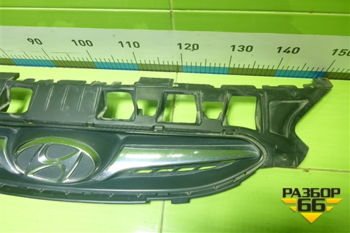 Решетка радиатора (863511R000) для Hyundai Solaris с 2010-2016г
