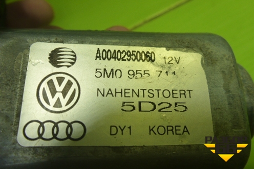 Моторчик стеклоочистителя задний (5M0955711) для Volkswagen Golf V Plus с 2005-2014г