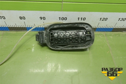Лючок бензобака (4H0809857B) для Audi A8 с 2009-2017г (А8)