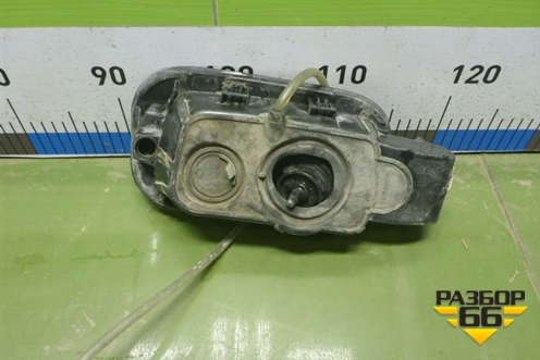 Лючок бензобака (4H0809857B) для Audi A8 с 2009-2017г (А8)