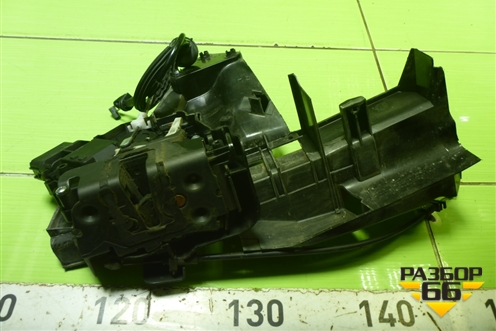 Замок двери передней правой (3M5AR21812AM) для Ford Focus 2 с 2008-2011г (Фокус)