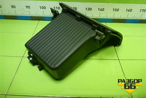 Бардачок (4M51A06044) для Ford Focus 2 с 2008-2011г (Фокус)