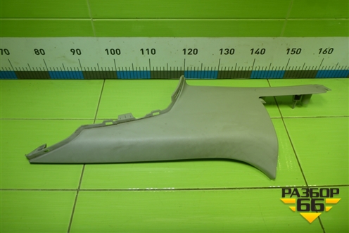 Обшивка стойки задняя верхняя правая (хетчбэк) (4M51A280C46AHW) для Ford Focus 2 с 2008-2011г (Фокус)