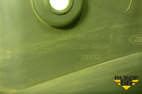 Держатель задней полки левый (хетчбэк) (4M51A46809ALW) для Ford Focus 2 с 2008-2011г (Фокус)