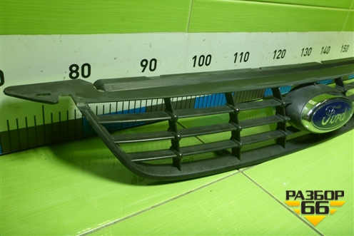 Решетка радиатора (8M518200AF) для Ford Focus 2 с 2008-2011г (Фокус)