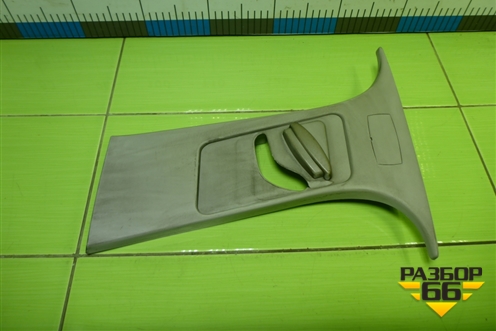Обшивка стойки центральная верхняя левая (4M51A24583AMW) для Ford Focus 2 с 2008-2011г (Фокус)
