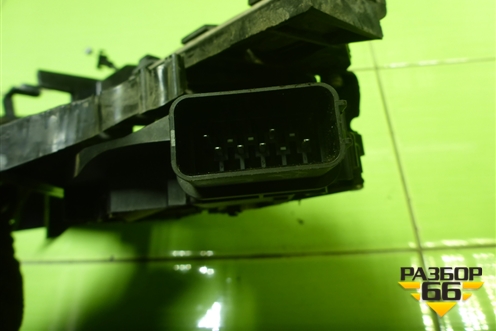 Замок двери передней левой (3M5AR21813ET) для Ford Focus 2 с 2008-2011г (Фокус)