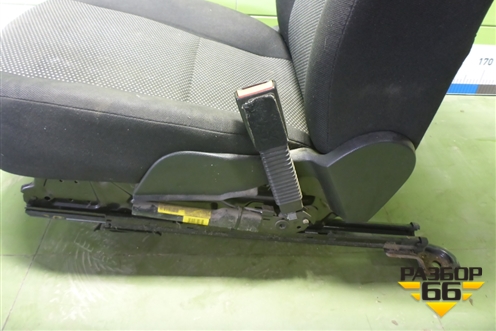 Сиденья комплект (хетчбэк) для Ford Focus 2 с 2008-2011г (Фокус)
