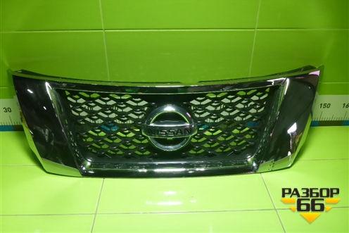 Решетка радиатора (623103KN0B) (под камеру) для Nissan Pathfinder (R52R) с 2012-2020г