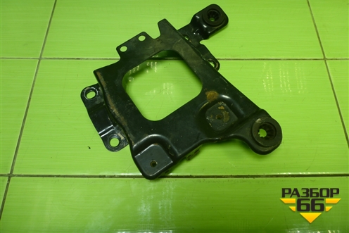 Кронштейн аккумулятора (AV61R6K034AB) для Ford Focus 2 с 2008-2011г (Фокус)