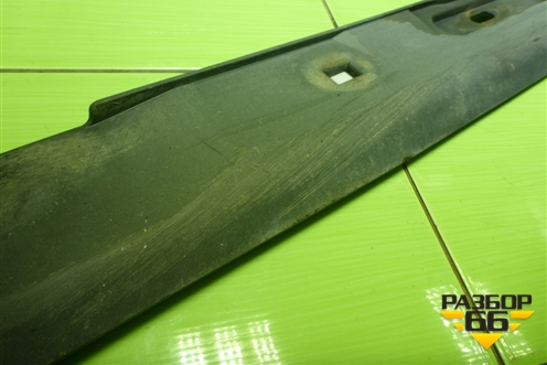 Накладка на порог наружная правая (5M5110154AB) для Ford Focus 2 с 2008-2011г (Фокус)