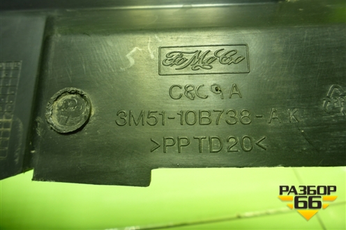 Дефлектор радиатора левый (3M5110B738AK) для Ford Focus 2 с 2008-2011г (Фокус)