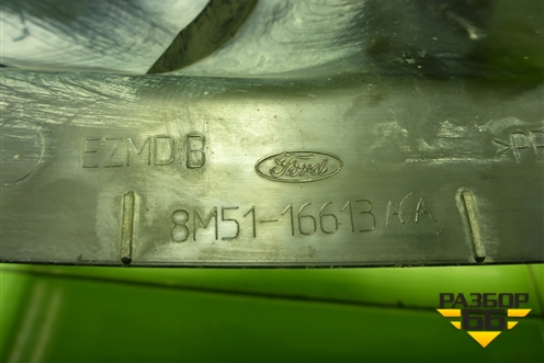 Накладка декоративная на переднюю панель (8W5116613AA) для Ford Focus 2 с 2008-2011г (Фокус)