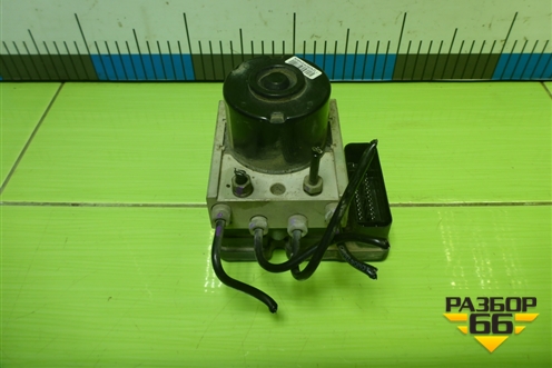 Блок ABS (8M512M110AA) для Ford Focus 2 с 2008-2011г (Фокус)
