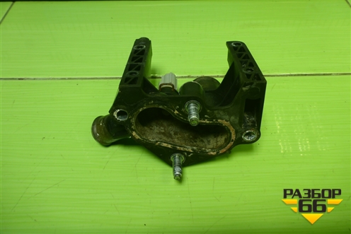 Фланец системы охлаждения (1.6л SHDA) (7M5G8K556AC) для Ford Focus 2 с 2008-2011г (Фокус)