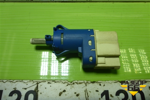 Датчик включения стопсигнала (3M5T9C872AC) для Ford Focus 2 с 2008-2011г (Фокус)