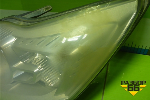 Фара левая (галоген) (8M5113W030AF) для Ford Focus 2 с 2008-2011г (Фокус)
