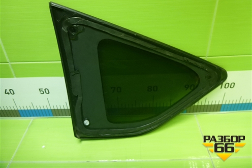 Стекло глухое правое (6271042310) для Toyota Rav-4 с 2012-2019г (Рав 4)