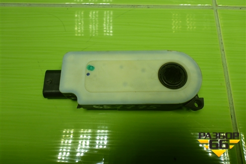 Моторчик заслонки радиатора (10401600058) для LiXiang L7 с 2023г (Л7)